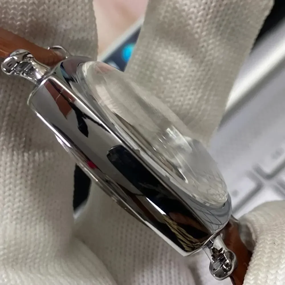 Vintage 1980 Roamer Manual Mens Silver Watch W/Leather Strap & Gray accents